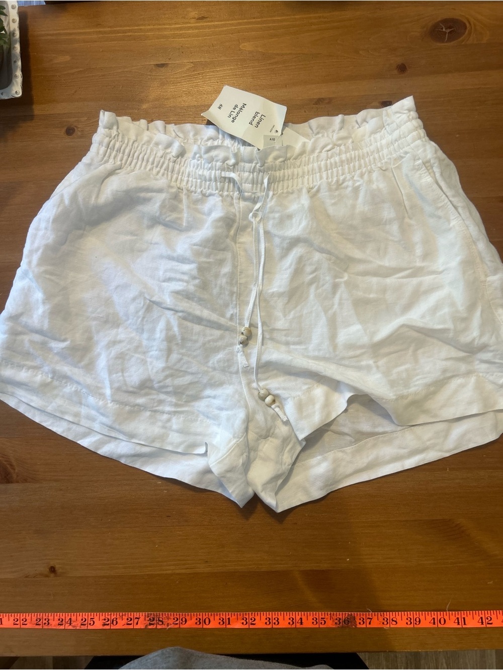 NWT H&M Medium White High-Waist Linen Blend Shorts